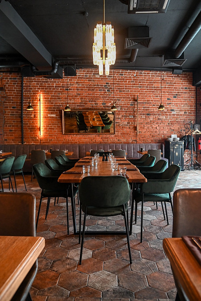 Основной зал