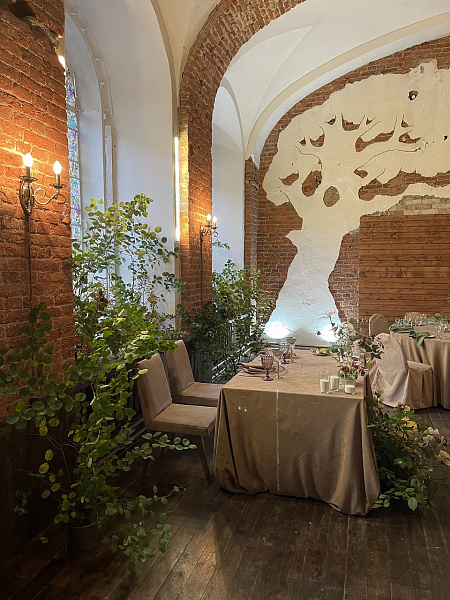 Основной зал