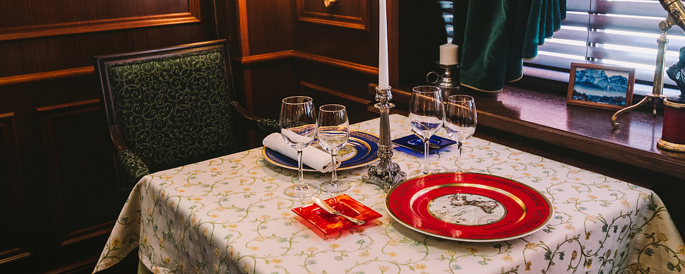 Основной зал