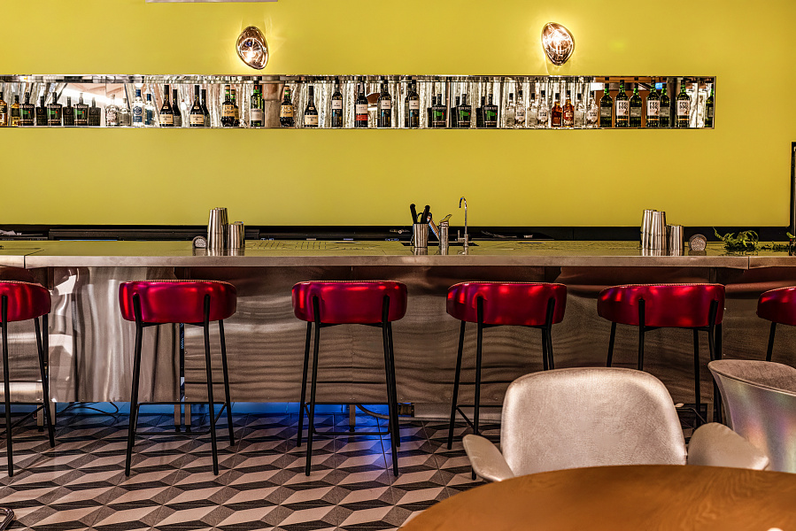 Основной зал