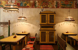 Пузата Хата