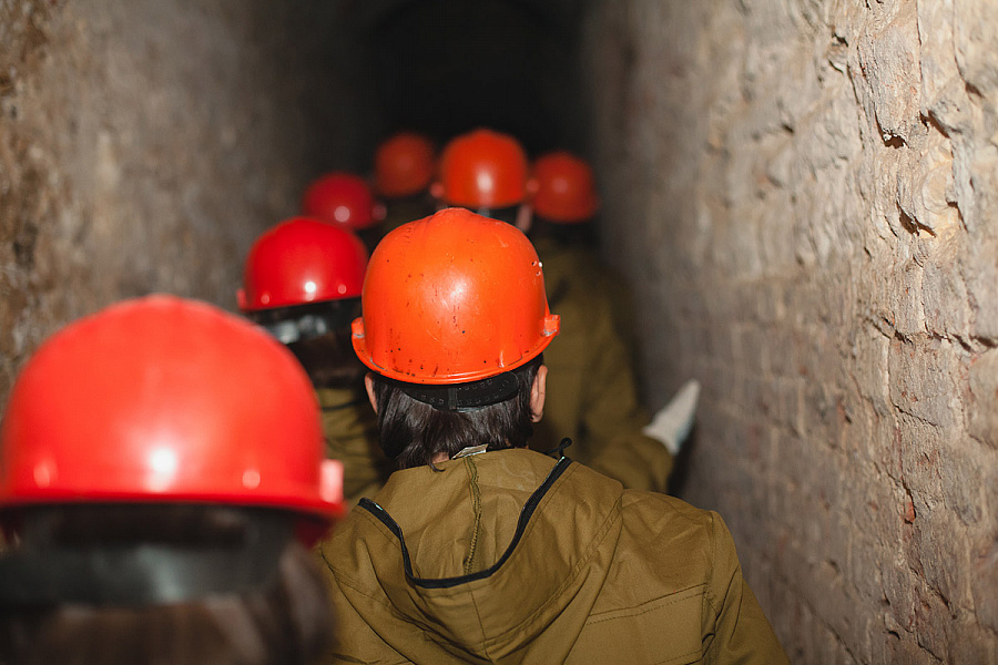 Игровая зона для квестов по подземелью