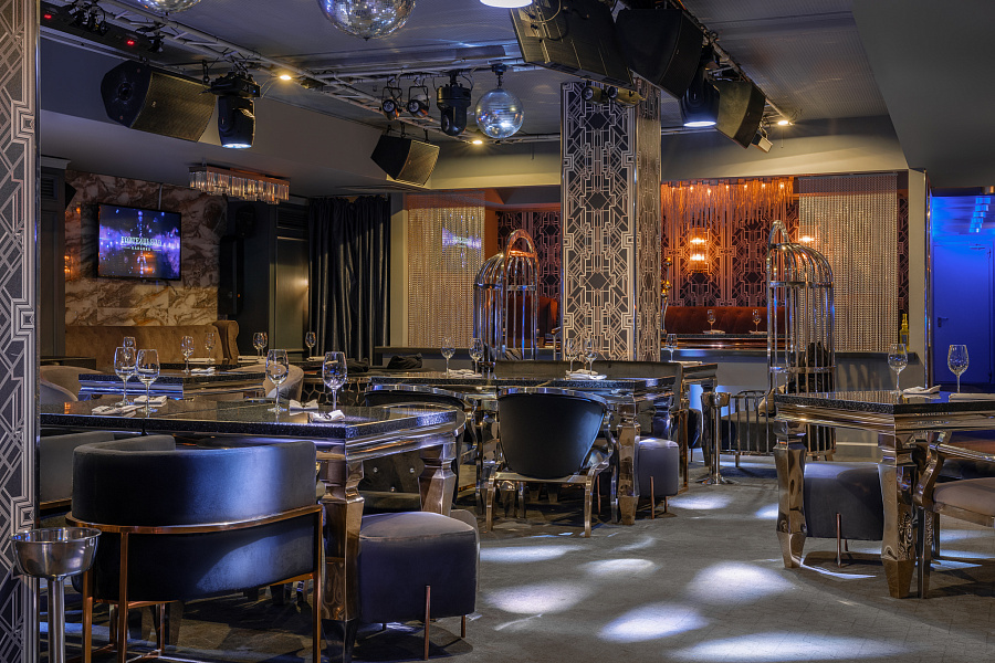 Основной зал