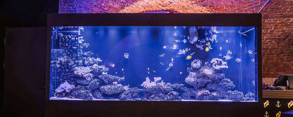 Основной зал