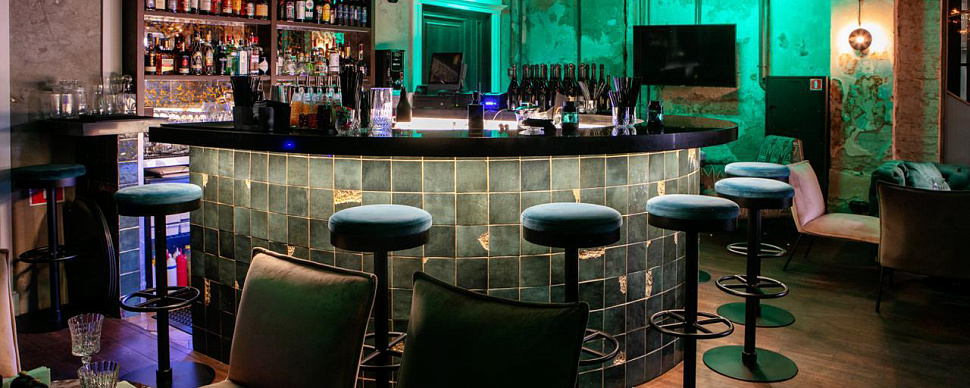 Основной зал