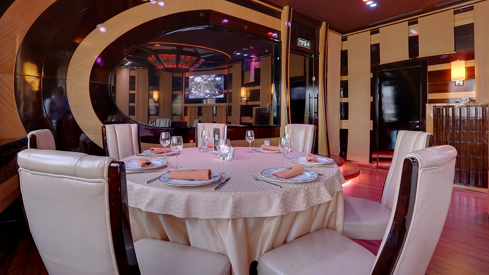 Большой вип зал