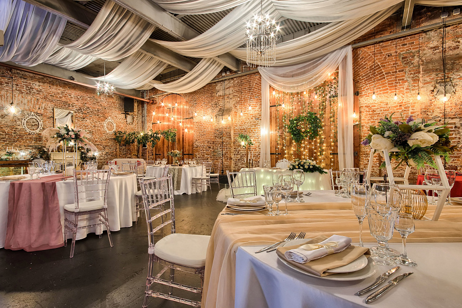 Основной зал