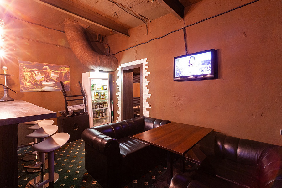 Бильярдный зал