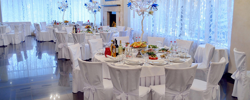 Каминный зал