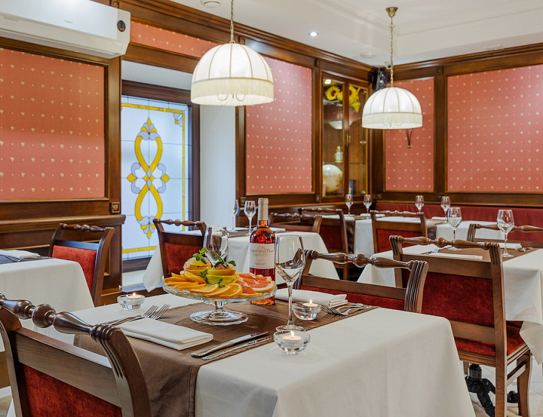 Зал лобби-бар