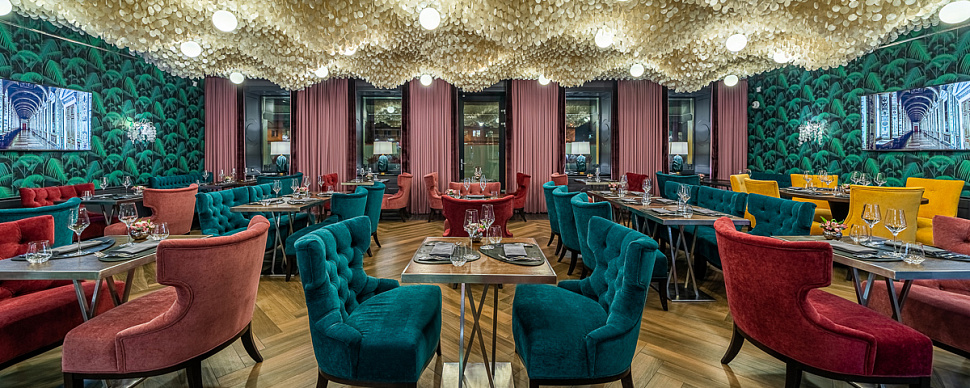 Основной зал