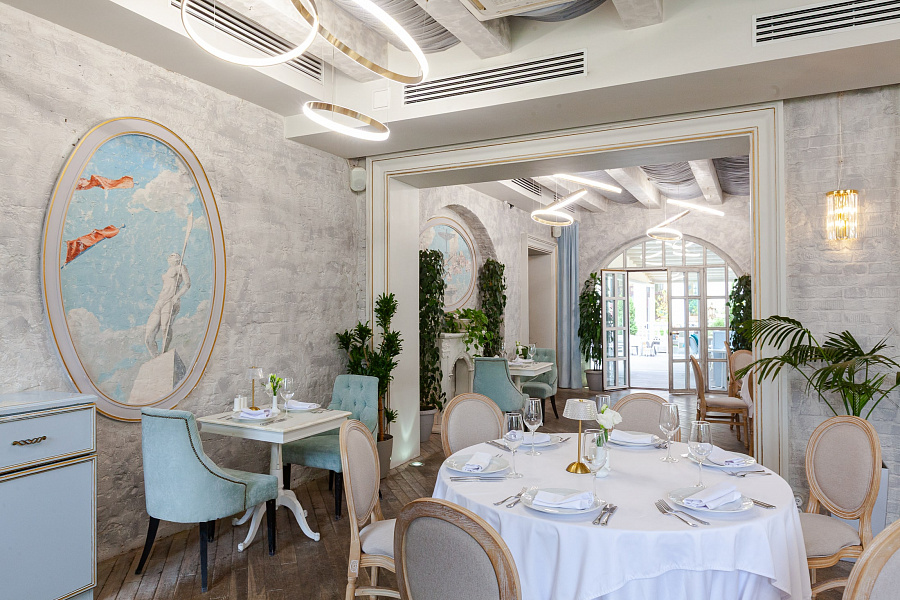 Большой зал