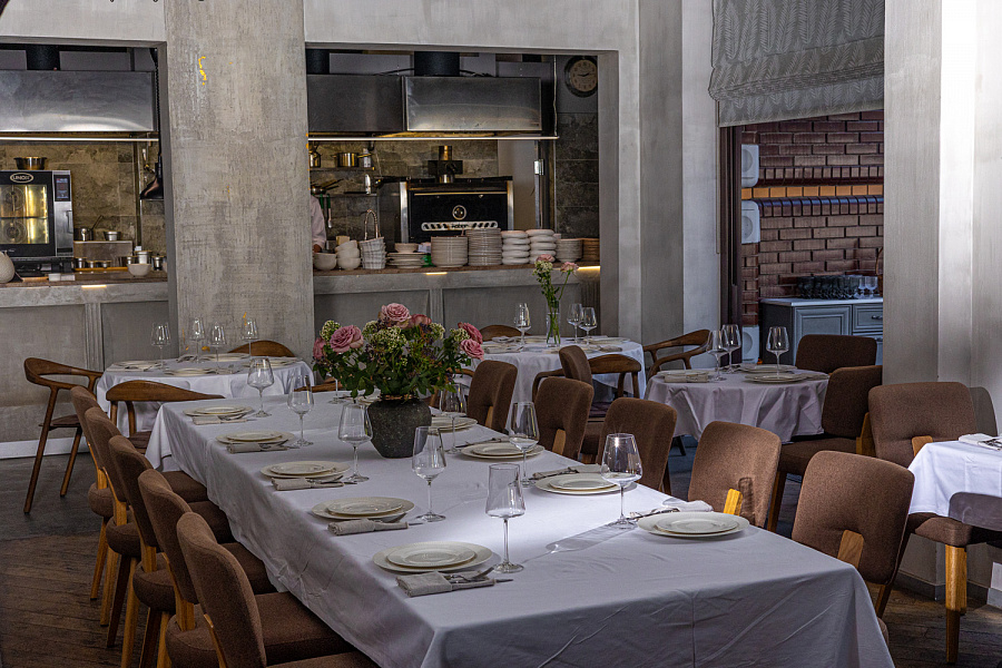 Основной зал