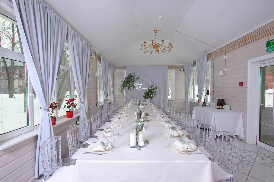 Закрытая веранда Царская Трапеза