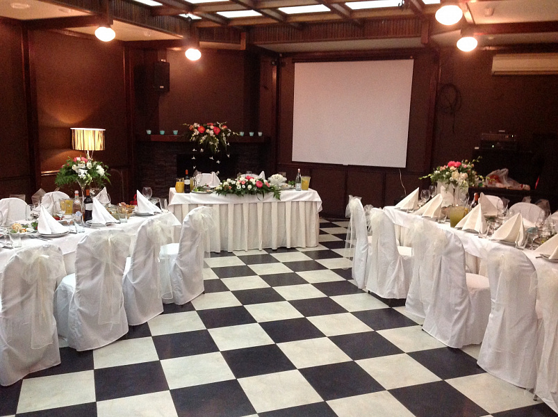 Каминный зал