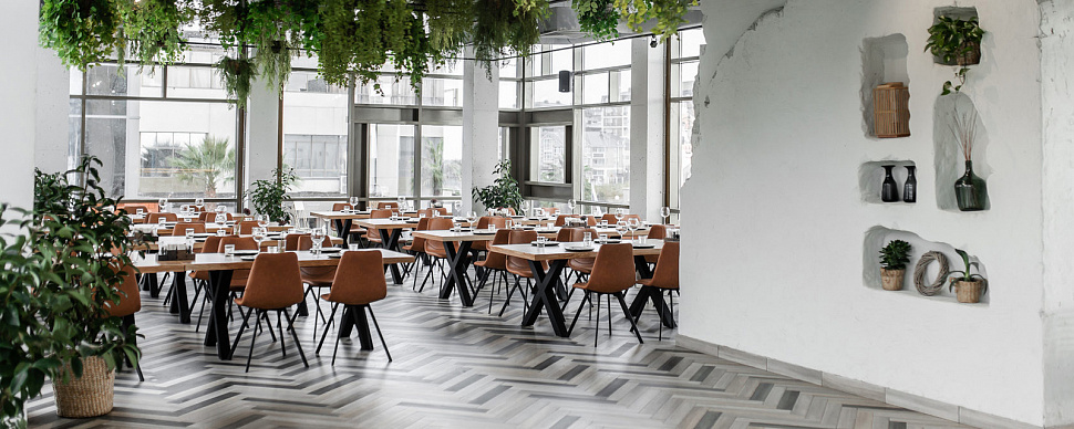 Основной зал