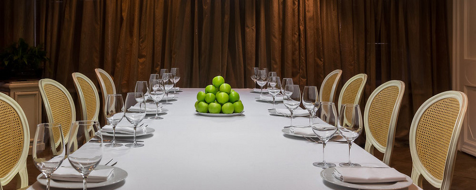  Малая парадная