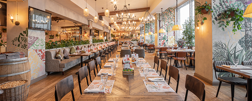 Основной зал