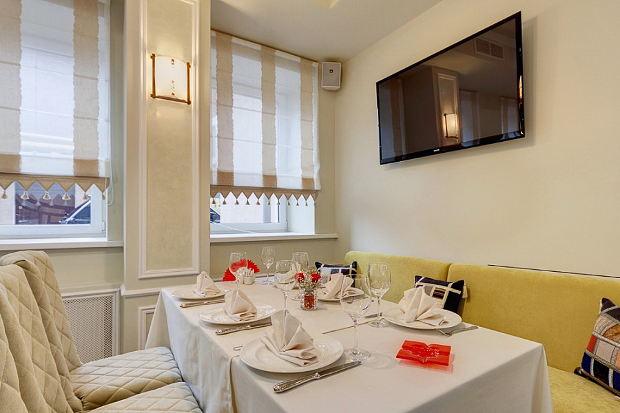 Зал первого этажа