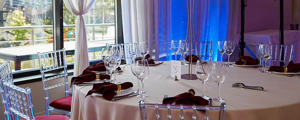 Зал Обзорный