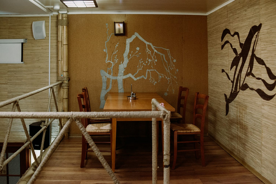 Таверна Адмирала Бенбоу