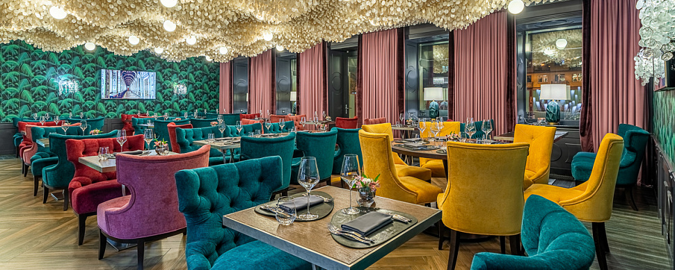 Основной зал