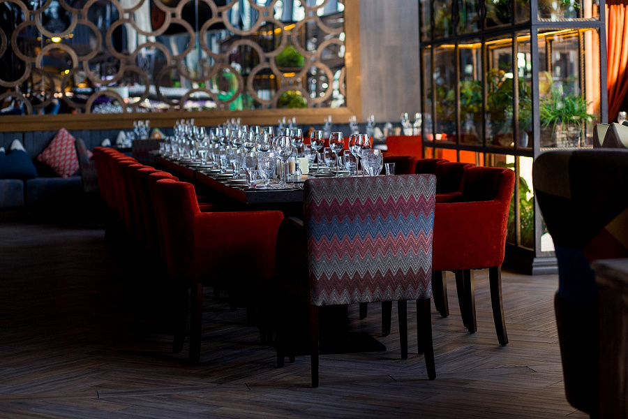 Основной зал