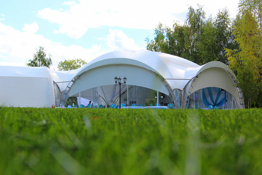 Большой шатер