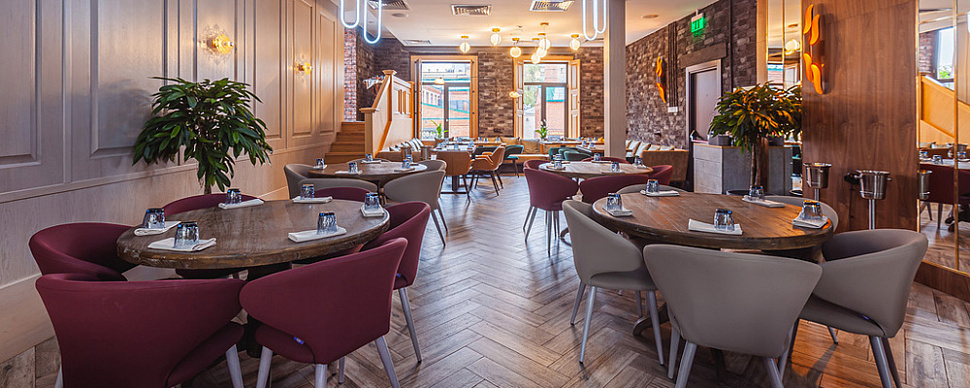 Основной зал