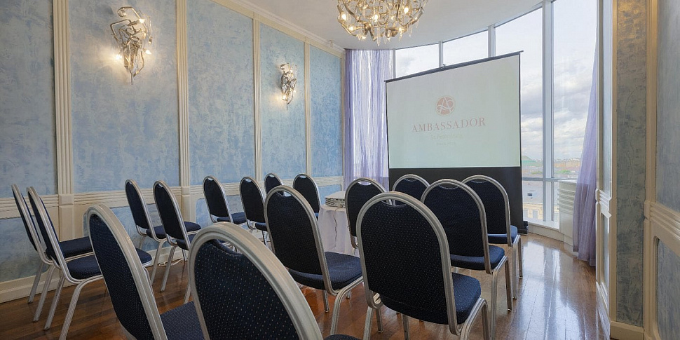 Голубая гостиная