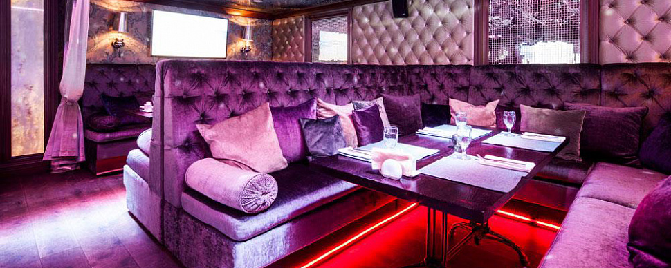 Караоке зал