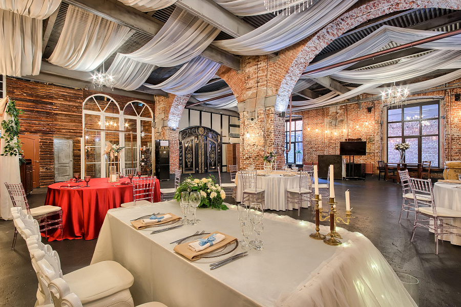 Основной зал