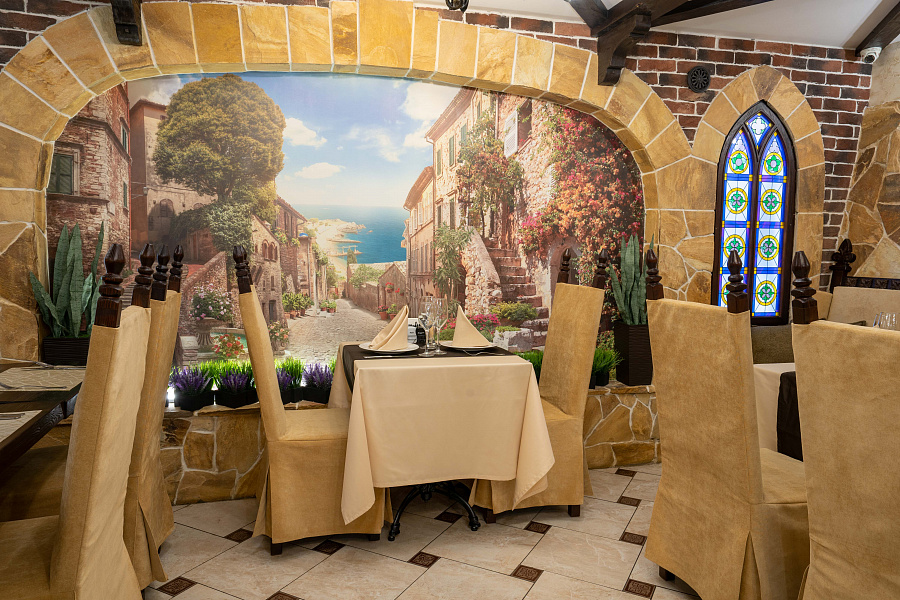 Зал Банкетный в стиле Средневековья