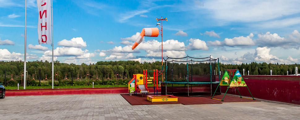 Вся территория аэродрома Кусино