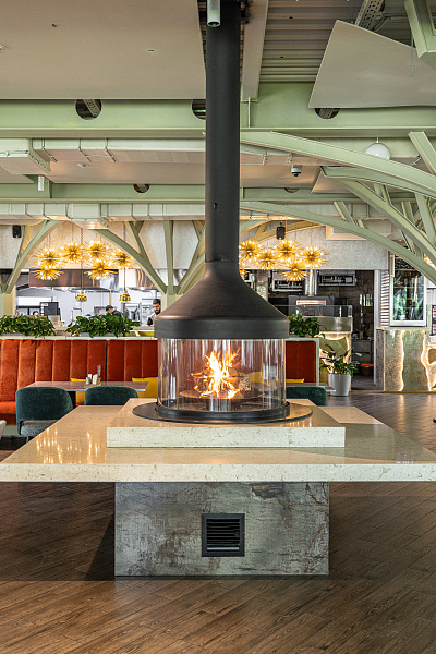 Основной зал