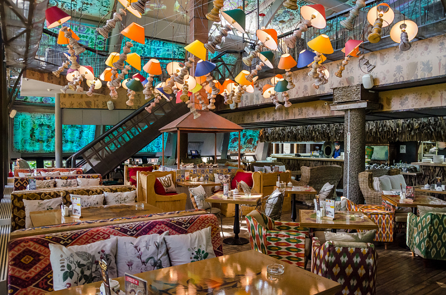 Основной зал