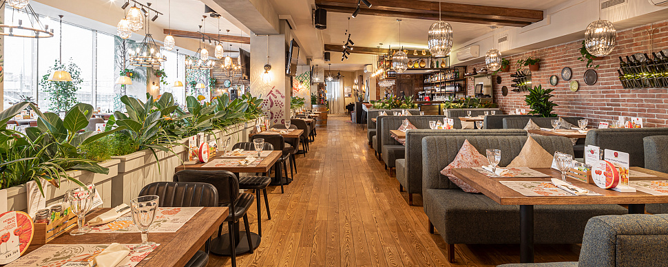 Основной зал