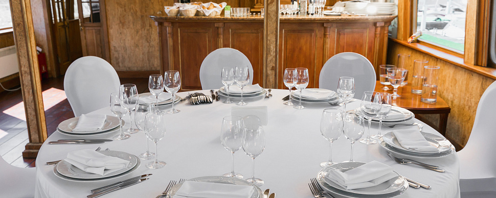 Основной зал