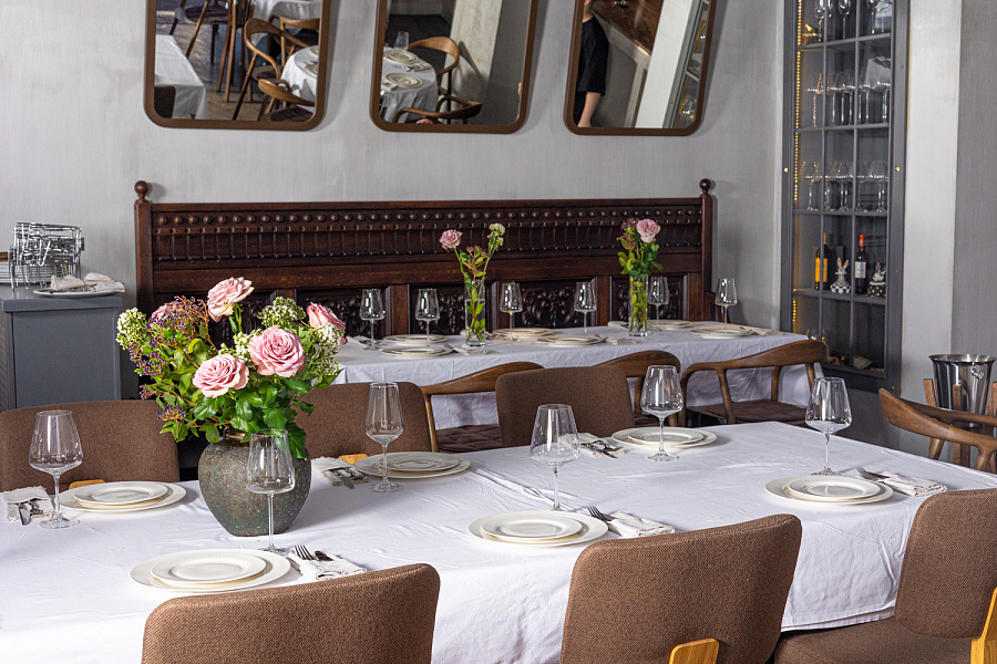 Основной зал