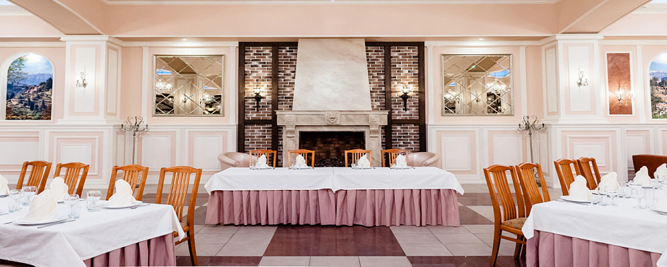 Основной зал