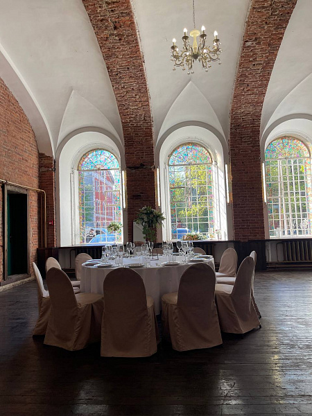 Основной зал